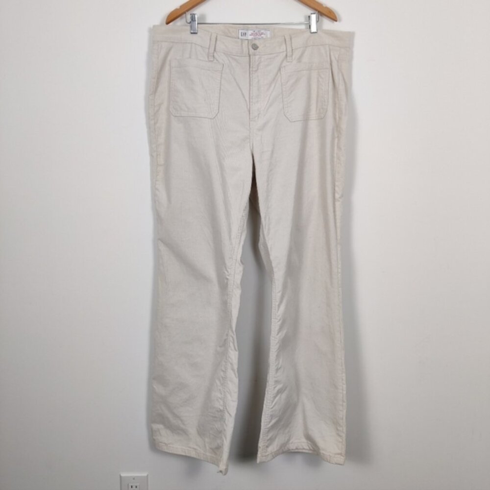 Gap Women's 70s Flare High Rise Corduroy Pants in Cream Size 20